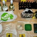 Zaplena nesvakidašnje droge u Beogradu! Pogledajte šta je u flašama našla policija u stanu