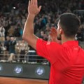 Šta je ovo značilo? Novak nikada ovako nije otišao sa terena, kao da je oproštaj u pitanju