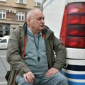 Srđan Milivojević se vezao za autobus autoprevoznika Jaćimovića VIDEO
