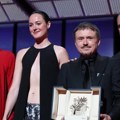Zlatna palma rumunskom reditelju Kristijanu Munđiu, za dramu "Fjord"