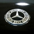 Kriza u auto-industriji menja sve: Mercedes kreće u proizvodnju vojnih vozila