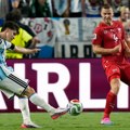 Svetski prvak na jedvite jade s igračem više