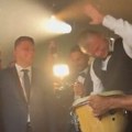 Erling Haland napravio šou na svadbi Đanluiđija Donarume! Norvežanin krenuo da udara po bubnju, svi su pali u trans! (video)…