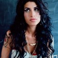 Stiže ekskluzivno reizdanje kultnog albuma Amy Winehouse "Back To Black": 20 godina od muzike koja je raspametila ceo svet