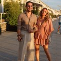 Bojana Barović u mini dekoltiranoj haljini, a Nikola Rokvić u širokim pantalonama: Ovako su se pojavili na rođendanu ćerke…