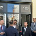 Gradonačelnik novog sada žarko mićin otkrio skandalozno ponašanje blokadera Vređao i pretio zaposlenima i ženama u…
