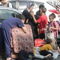 Gaza: Pogođen palestinski civilni konvoj, među ubijenima i deca
