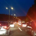 Saobraćajka i kod Bubanj potoka: Sudar dva automobila, ogromne gužve na prilazima Beogradu! Izbegavajte ovu trasu (video)