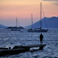 Reakcije na spor Crne Gore i Hrvatske oko broda Jadran i spomen ploče Morinj