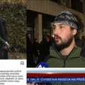 Čovek sa JURIŠNOM PUŠKOM predvodi proteste koje SU NAJAVILI KAO NEMIRNE!