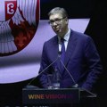 Uživo predsednik Srbija obilazi Wine Vision Vučić na Sajmu, izložena vrhunska vina (video)