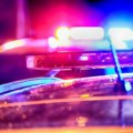 Drama na Halkidikiju: Čovek se sa sekirom zabarikadirao; Policija opkolila stan