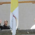 Zelenski i papa Lav XIV predložili da se pregovori o primirju sa Rusijom odvijaju u Vatikanu