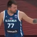 Dončića ovako besnog nikada niste videli! Usred meča pokazao sudiji da je "potplaćen", a onda mu je dao i suvenir za dobro…