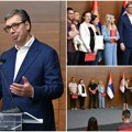 (Foto) Vučić uručio ugovore zdravstvenim radnicima koji su se vratili u Srbiju: "Spremni smo da izdvojimo više novca za…