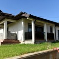 Sagradili vilu za porodični dom, a nakon skandala i razvoda zvrji prazna! Ovo je kuća estradnog para u koju su uložili brdo…