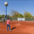 Tačno pre 7 godina gradonačelnik otvorio teniski teren u Elemiru, danas možemo da ga zatvorimo! Tenis u Elemiru?