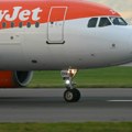 (Video) Drama na nebu iznad Hurgade: Avion sa 180 putnika morao hitno da promeni pravac, krenuo da se spušta: „Niko nije znao…