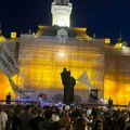 Sa skupa na Trgu slobode poručeno: „Mafija je kapitulirala. Studenti pobeđuju“