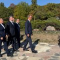 Obeleženo 85 godina od tragedije u Kragujevcu: Premijer Macut i ministar Dačić odali poštu stradalim đacima (foto)