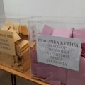 U Leskovcu nije bilo ubacivanja listića: Nema nepravilnosti od strane članova biračkih odbora