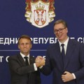 „Vučić i Makron zapušili uši“: Politico o poseti predsednika Francuske Srbiji