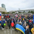 Protest u Bratislavi zbog posete slovačkog premijera Fica Moskvi