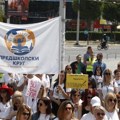 Predškolski radnici na protestu u Beogradu pročitali pet zahteva, studenti maratonci na najdužoj deonici ka Briselu