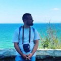 "I dalje te čekam da mi se vratiš i da me poljubiš": Bolne reči majke ubijenog Petra: "Meni od tebe nema rastanka"