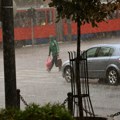 Upozorenje RHMZ: Crveni meteo-alarm i obilne padavine u Srbiji, na planinama sneg