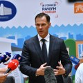 Račun od 650 dinara joj doneo trosobnu nekretninu u Beogradu! Mali uručio ključeve stana i automobila dobitnicima igre "Uzmi…