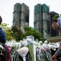 Hongkong u žalosti: Hiljade ljudi odaju počast žrtvama najtežeg požara u istoriji tog grada