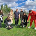 (Foto) nakon ždrebeta, poljoprivredna škola bogatija za tri psa Futožani ih usvojili iz Zoohigijene