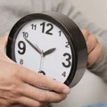 Doktorka dala praktične savete kako se prilagoditi pomeranju sata