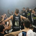 FK Partizan čestitao košarkašima na tituli: Evo koje reči su iz Humske stigle do slavlja u Areni