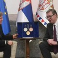 Srdačan susret na andrićevom vencu: Predsednik Vučić sa šefom Evropske federacije vodenih sportova! Ovako će izgledati…
