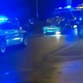 Nesreća u braće Jerković Automobil naleteo na parkirana vozila, od siline udarca se prevrnuo na krov (video)