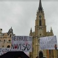 FOTO, VIDEO Protest srednjoškolaca na Trgu slobode: "Nismo mi ničije vlasništvo, bre"