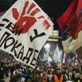 BLOG UŽIVO Počinje veliki protest u Nišu, Nišlije iznose doručak studentima