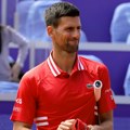 Novak izlazi na šljaku oko ručka