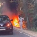 (Video) Automobil sleteo sa puta, pa se zapalio: Drama u Sopotu: Devojka teško povređena