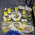 Šok prizor! Pogledajte šta su uzgajali u Bečeju! Otkrivene laboratorije na više lokacija, evo šta je sve policija zatekla…