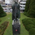 Odrubljena glava Josipu Brozu Titu! Pronađena u gepeku, uhvaćen skrnavitelj, vandalski čin u Velenju! (foto)