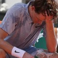 Janik Siner šokantno ispao sa Rolan Garosa! Pozlilo mu je…