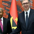 (Foto) Predsednik Angole u dvodnevnoj poseti Beogradu, Vučić ga dočekao ispred Palate Srbija