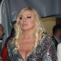 "Нисам могла да померам ноге" Наша певачица доживела хаос на снимању спота: Ништа нисам осећала