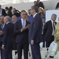 Vučić prisustvuje vojnoj paradi u Parizu: Sedi u prvom redu među svetskim liderima