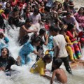 Više od 50 ljudi umrlo za tri dana zbog visokih temperatura u Indiji