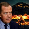 "Kažu mi da podstičem nuklearnu histeriju" Medvedev: To je stvarno i brzo - niko me to nije potrebno