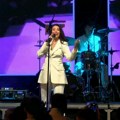 Svečano otvoreni „Šumadijski dani šljive“ u Stragarima uz koncert Sanje Vučić